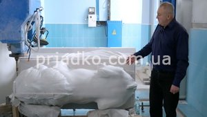 На фото изготовление скульптуры льва большого размера. Мраморная скульптура льва, изготовление. Размер скульптуры льва - 2м.