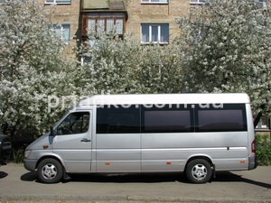 Похороны в Киеве: бронирование ритуального транспорта за сутки до похорон.Транспортировка умершего катафалком &laquo;Mercedes Sprinter&raquo; по Украине.
