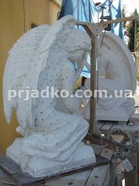 Заказать статую ангела из мрамора - можно с нашего сайта: https://prjadko.com.ua/