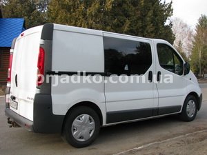 Круглосуточный заказ катафалка Opel Vivara по г. Киеву, Киевской области и территории всей Украины. Цена транспортировки умершего - 16 грн. за 1 км.