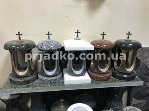 Подсвечники для памятника. Высота подсвечника для памятника - 35 см. Цена подсвечника для памятника - доступна.