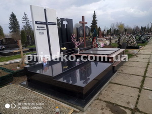 Фото памятника на одного. Цена памятника на одного - согласно проекта.