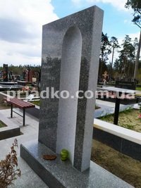 Стоимость памятника на одного - согласно проекта.