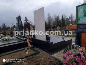 Заказать памятник на одного - можно в офисе СПД Прядко.