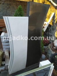 Индивидуальный памятник из мрамора и гранита из каталога.
