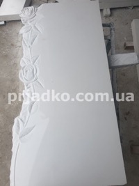 Индивидуальный памятник из мрамора. Высота памятника - 110 см.