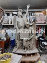Фото мраморной скульптуры. Изготовление ритуальной скульптуры в глине.