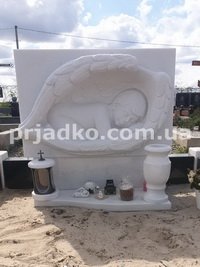 Выбор скульптуры младенцу. Высота скульптуры младенца - 1 м.