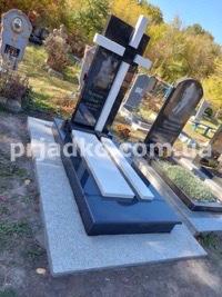 Фото памятника на одного человека. Высота 1,8 м.