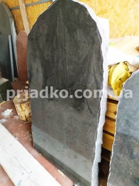 Фото памятника со склада в Киеве. Высота 123 см. 