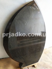 Памятник на складе в Киеве. Размеры: 140 х 90 х 10 см.