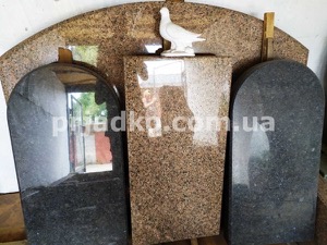 Продажа памятников со склада в Киеве сегодня. Цены доступные.