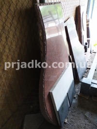 Размеры памятника со склада в Киеве: 141 х 80 х 9,5 см.