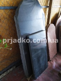 Размеры памятника со склада в Киеве - 140 х 65 х 11 см.