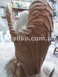 Изготовление скульптуры для памятника на производстве в Киеве.