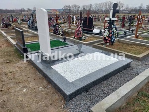 Размер памятника на одного - 120 х 60 х 8,5 см. Фото изготовления в Киеве.