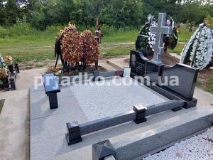 Вариант памятника матери на могилу.