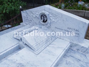 Новые памятники. Цена нового памятника доступна.