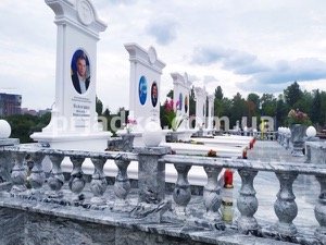 Мужской мемориальный ВИП комплекс из мрамора.