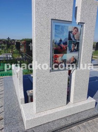 Фотостекло коллаж. Обратная сторона мужского памятника с портретом в стекле.