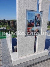 Фотостекло коллаж. Обратная сторона мужского памятника из белого гранита.