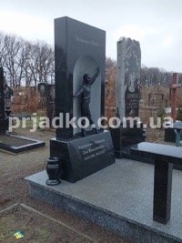 Вариант женского памятника на могилу.