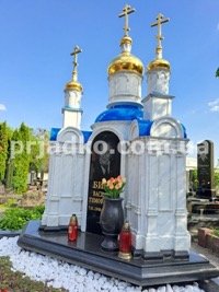 Мужской памятник класса Люкс в мемориальном комплексе.