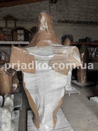 Доставка скульптуры по г. Киеву и Киевской области.