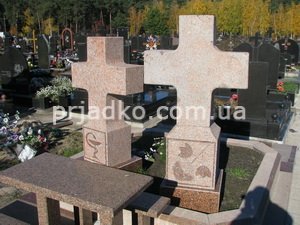 Кресты из камня