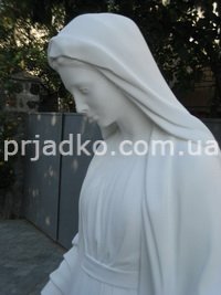 Изготовление статуи Богородицы