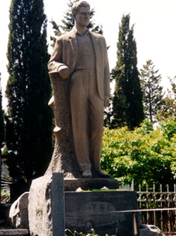 Установка памятника