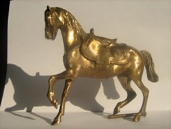 Настольная скульптура
