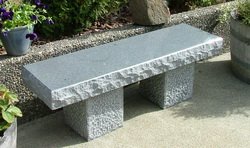 Скамейки из гранита